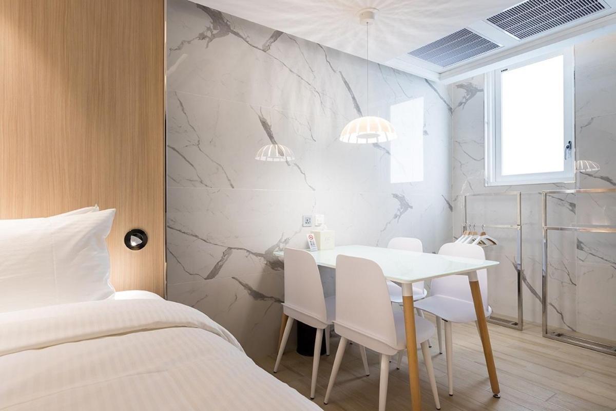 Uya Motel Xinwu Экстерьер фото